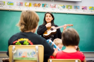 2016-Yanti_Ukulele_Classes_Naramata-34